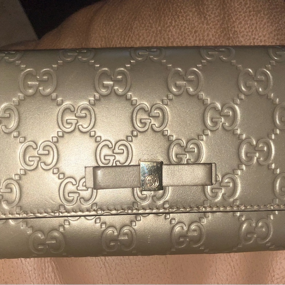 100 Authenic light matte gold Guccima wallet